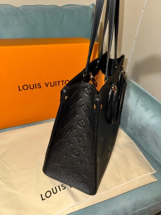Louis Vuitton Black Embossed Monogram OnTheGo MM Tote-Like New - Picture 5 of 15